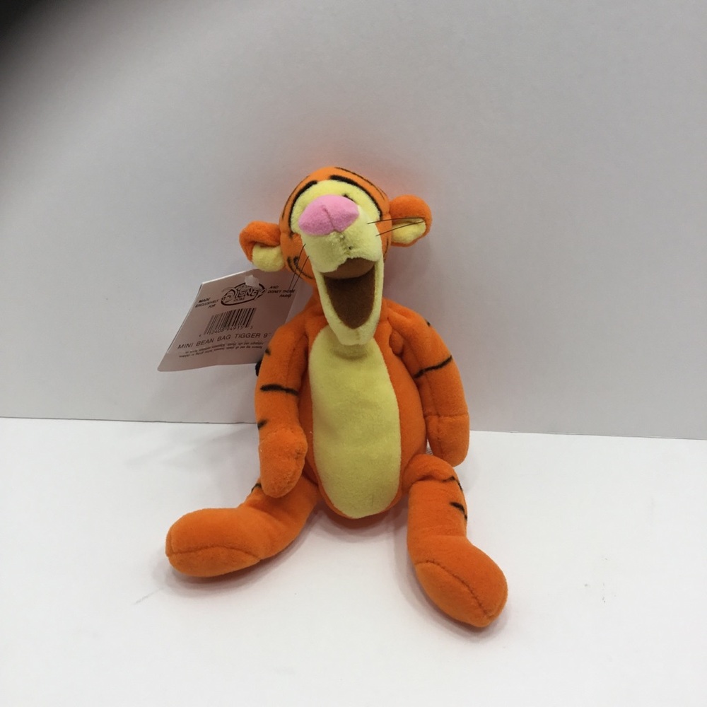 Disney Store Mini Bean Bag‎ Tigger 9" Plush